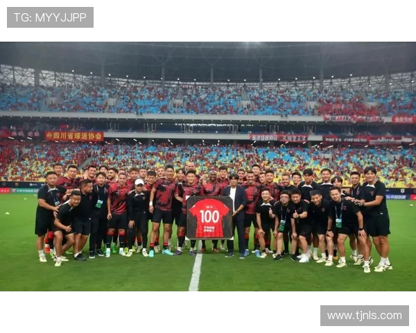 蓉城主帅盼父亲生日观赛梦想